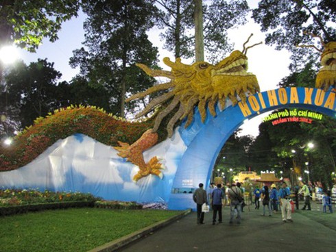 Hội hoa xuân Nhâm Thìn: Trăm hoa đua sắc!