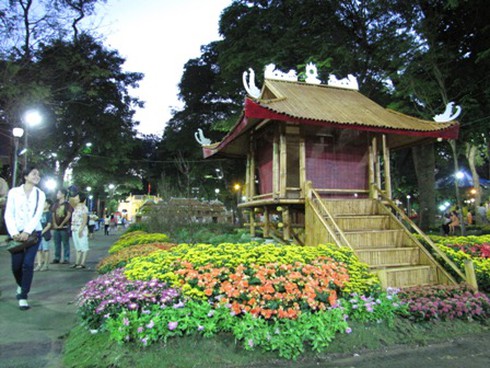 Hội hoa xuân Nhâm Thìn: Trăm hoa đua sắc!