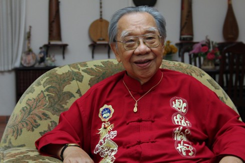 GS Trần Văn Khê: “Khai đờn” đầu xuân là lễ long trọng!