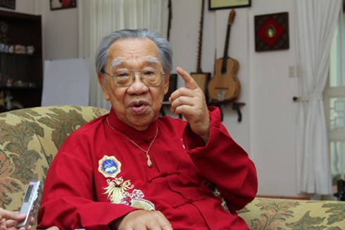 GS Trần Văn Khê: “Khai đờn” đầu xuân là lễ long trọng!