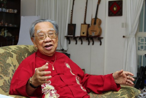 GS Trần Văn Khê: “Khai đờn” đầu xuân là lễ long trọng!