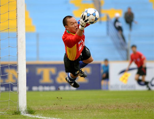 Cầu thủ HN.T&T nhận lương, thưởng Tết trên 100 triệu đồng/người.