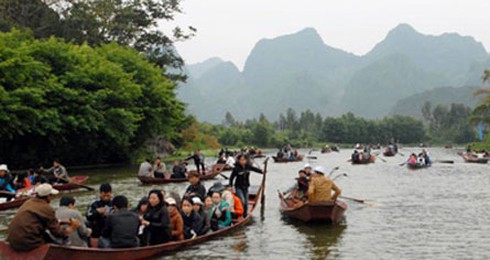 Năm mới Nhâm Thìn xuất hành thế nào cho tốt?