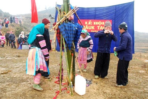Hội “gầu tào”người Mông ở Pha Long