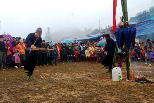 Hội “gầu tào”người Mông ở Pha Long