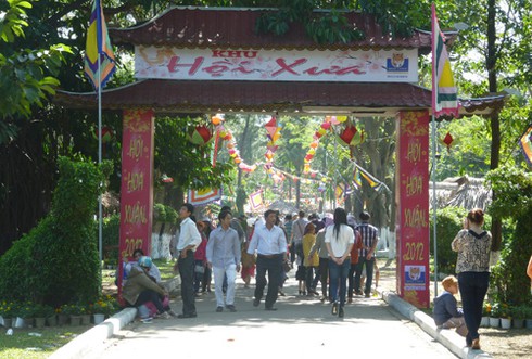 Đà Nẵng: `Tết xưa` hoà quyện với `Tết nay`