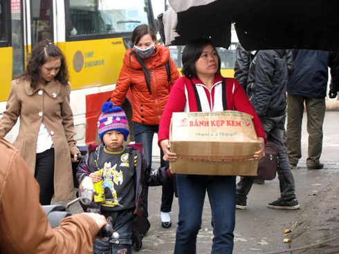 Nhốn nháo bến xe sau đợt nghỉ Tết