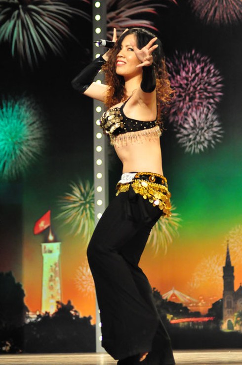 Belly dance khuấy động sân chơi Got Talent