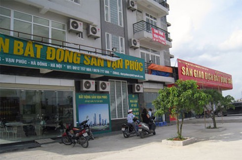 Hết Tết, sàn BĐS vẫn cửa đóng then cài