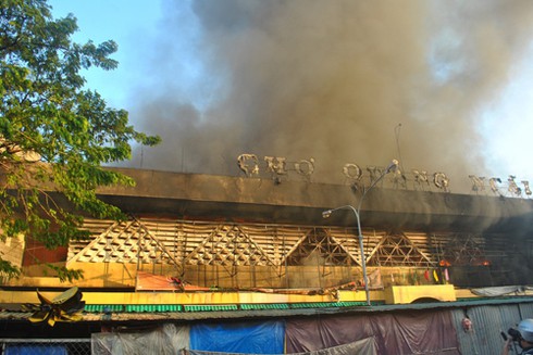 Hoả hoạn thiêu rụi chợ Quảng Ngãi