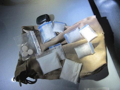 Găm giữ khối lượng lớn ma túy trên ô tô