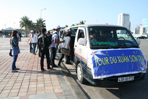 Du xuân trên đinh Sơn Trà