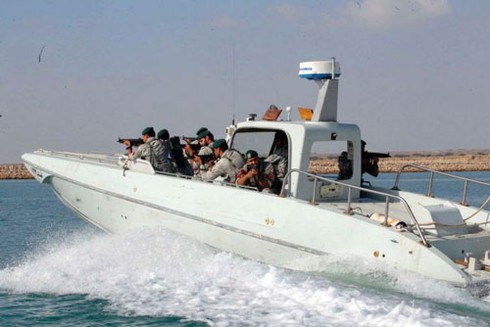 Mỹ: Iran chuẩn bị thuyền đánh bom tự sát ở vùng Vịnh