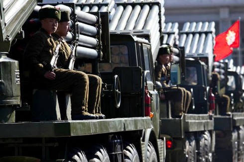 Chùm ảnh Triều Tiên duyệt binh tưởng nhớ Chủ tịch Kim Jong Il