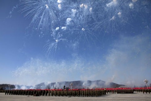 Chùm ảnh Triều Tiên duyệt binh tưởng nhớ Chủ tịch Kim Jong Il