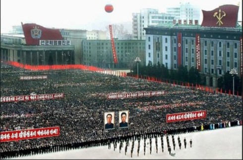 Chùm ảnh Triều Tiên duyệt binh tưởng nhớ Chủ tịch Kim Jong Il