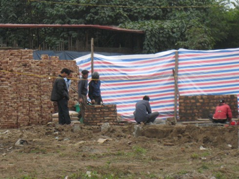 Công trình `bí hiểm` trên đất tái định cư ở Từ Liêm?