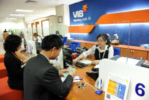 Nối gót ông lớn, VIB công bố giảm lãi suất