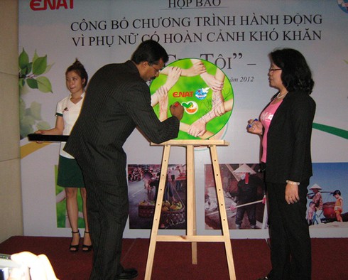 “Chị tôi” giúp các phụ nữ khó khăn