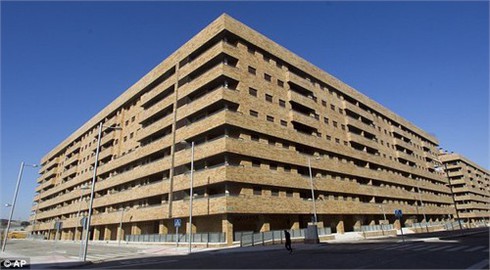 Vỡ bong bóng BĐS, xuất hiện các `thị trấn ma`