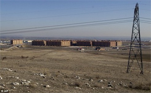 Vỡ bong bóng BĐS, xuất hiện các `thị trấn ma`