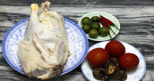Vịt om sấu ngày hè