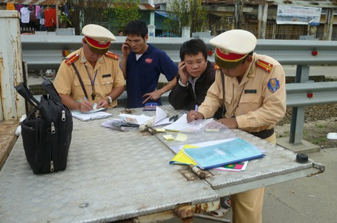 Đà Nẵng: Tăng thu nhập cho CSGT để hạn chế tiêu cực
