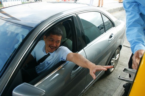 Nếu ùn tắc sẽ ngừng thu phí cao tốc Trung Lương