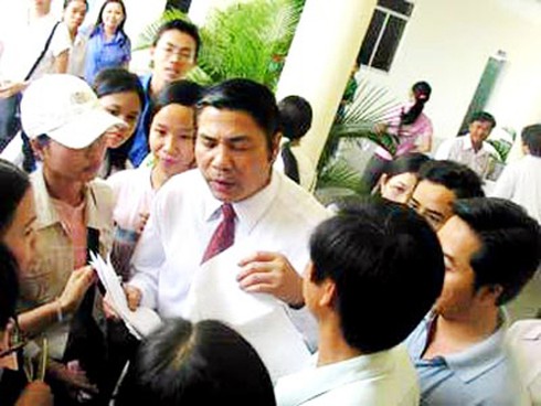 Bí thư Đà Nẵng sợ cán bộ làm việc kiểu... cá heo!