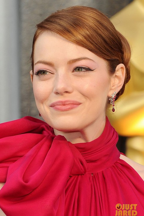 Mỹ nhân Hollywood khoe dáng trên thảm đỏ Oscar