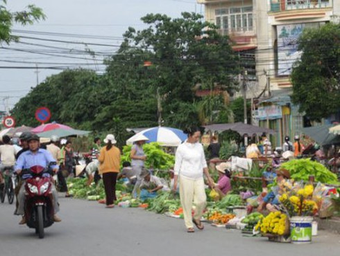 TP.HCM: 116 tuyến đường lộn xộn