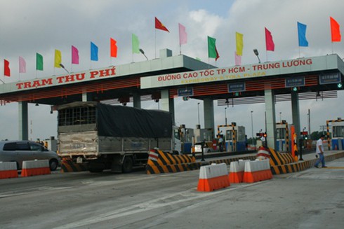 Xin giảm 50% phí Trung Lương