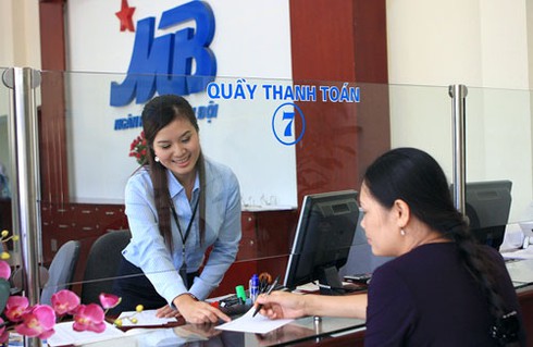 Techcombank, MB được giao tăng trưởng tín dụng 17%