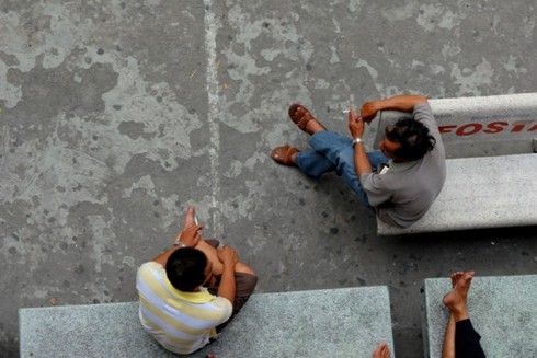 TP.HCM: Bệnh viện vẫn tràn khói thuốc