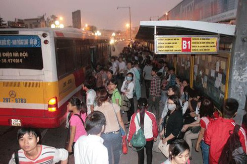 Xe buýt thủ đô làm gì với 35 tỷ đồng?