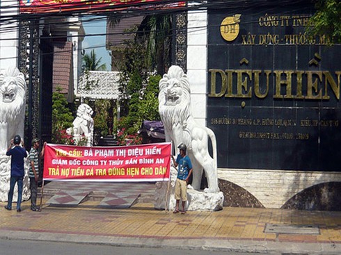 Xôn xao tin “nữ đại gia” Diệu Hiền vỡ nợ, trốn ra nước ngoài