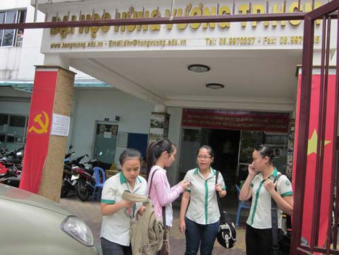 Trường ĐH Hùng Vương phải dừng tuyển sinh năm 2012