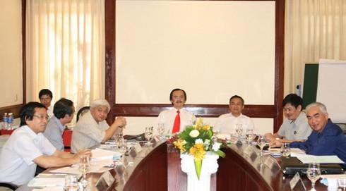 'Bầu’ Thắng sẽ thuê chuyên gia Nhật điều hành V-League