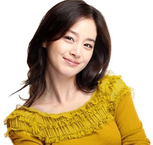 Kim Tae Hee bị dọa giết ở Nhật