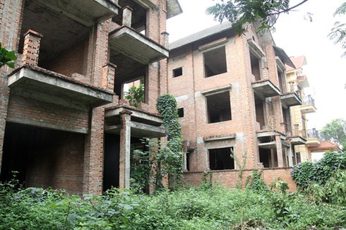 Hoang vắng những biệt thự ma quanh Hà Nội