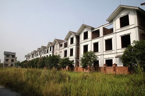 Hoang vắng những biệt thự ma quanh Hà Nội