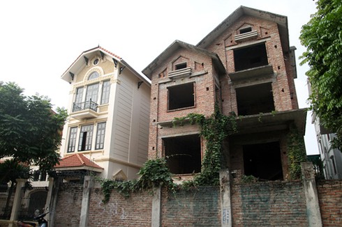 Hoang vắng những biệt thự ma quanh Hà Nội