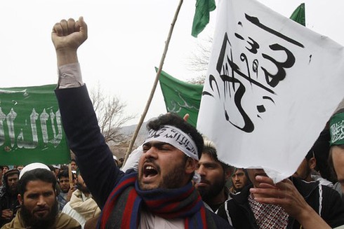 Taliban xả súng trả thù phái đoàn chính phủ Afghanistan