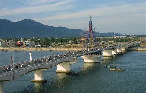Rủ rê trẻ vị thành niên bỏ nhà đi rồi đòi tiền chuộc