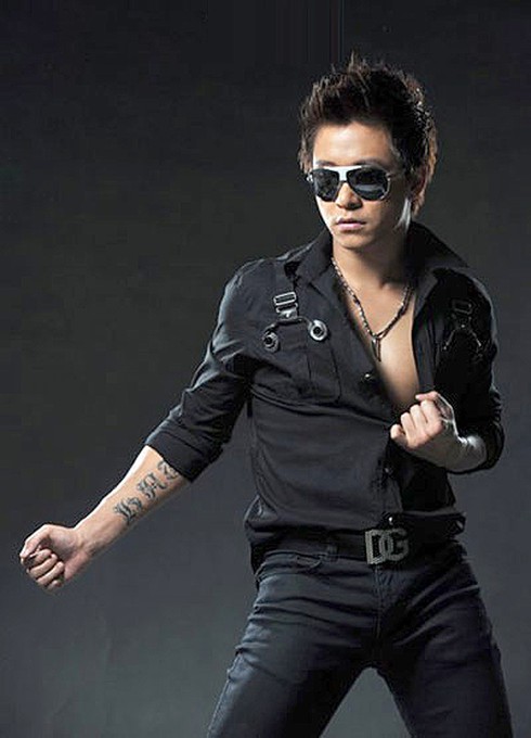 Tuấn Hưng tái ngộ Bằng Kiều tại Hà Nội?