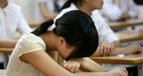 Cảnh báo tình trạng tự tử vì thi trượt