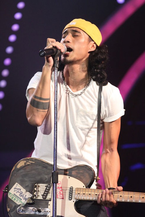 Rocker Phạm Anh Khoa 'cháy' hết mình trên sân khấu Got Talent