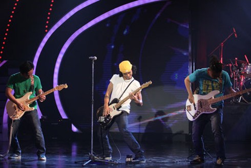 Rocker Phạm Anh Khoa 'cháy' hết mình trên sân khấu Got Talent
