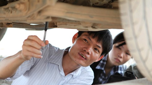 Mở lại phiên tòa xét xử vụ kỹ sư Tạch kiện Toyota