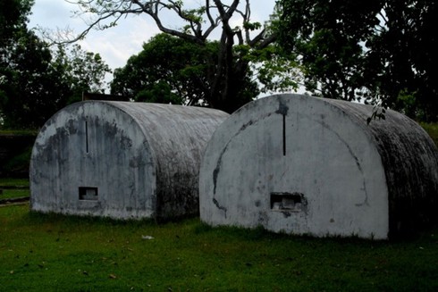 Thăm di tích lô cốt Mỹ - Ngụy tại ngã tư Đức Hòa, Long An